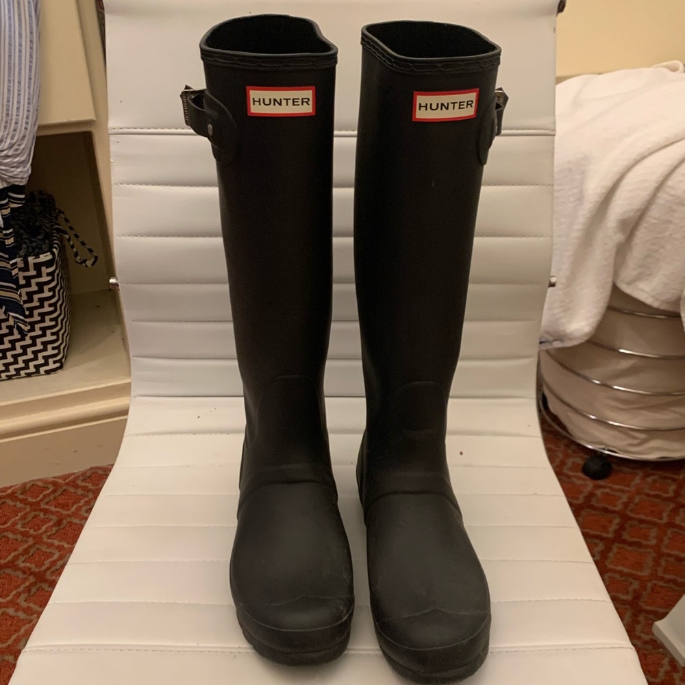 Womens Size 9 Like New Hunter Boots